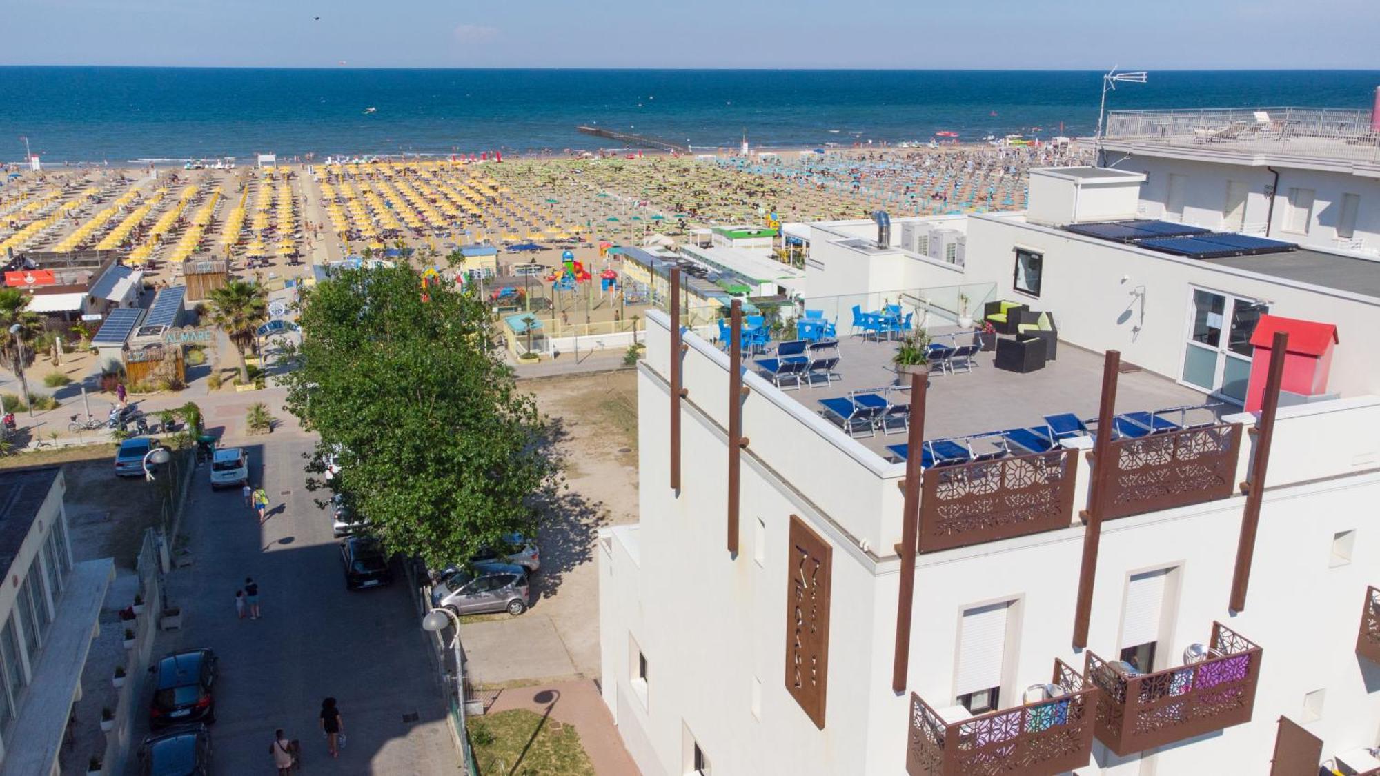 Hotel Nuova Medusa Rímini Exterior foto
